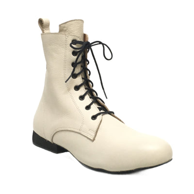 DelMago 3.0 Theatrical Boots: The Sentry Superflex: Beige Leather w/Black Eyelets | 1.0" Standard Ultralite | MED | Suede Sole