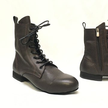 DelMago 3.0 Theatrical Boots: The Sentry Superflex: Dasher Brown | 1.0" Standard Ultralite | MED | Suede Sole