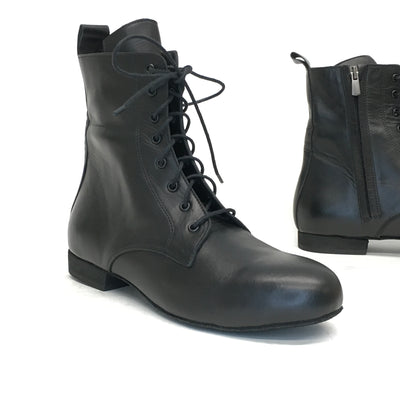 DelMago 3.0 Theatrical Boots: The Sentry: Serious Black | 1.25" Tapered Ultralite | MED | Suede Sole