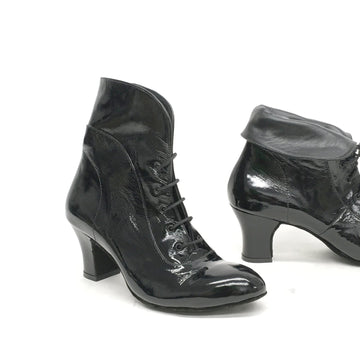 DelMago 3.0 Theatrical Boots: Adler Bootie - Material Sample: Iced Black | 2.25" Orleans | MED | Suede Sole